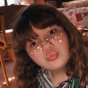 Meet your Posher, Elly may